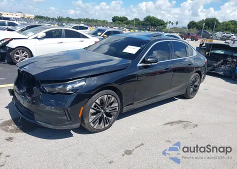 2024 BMW 530 I z USA, uszkodzony, nr VIN WBA43FJ00RCS58506